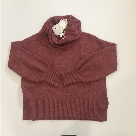 Rose Pink Cowl Neck Sweater Sz M NWT